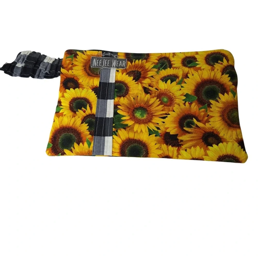 NeeJee Wear Handmade Wristlet Clutch Makeup Bag Sunflower Check Zipper Card Slot